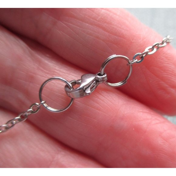 New Cardinal Pendant Necklace Stainless Chain Bird Lover Watcher Jewelry - Picture 8 of 8